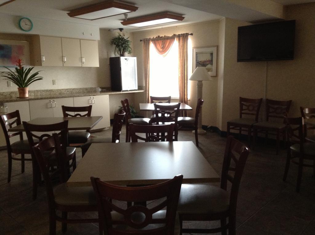 Econo Lodge Denver International Airport Aurora Extérieur photo