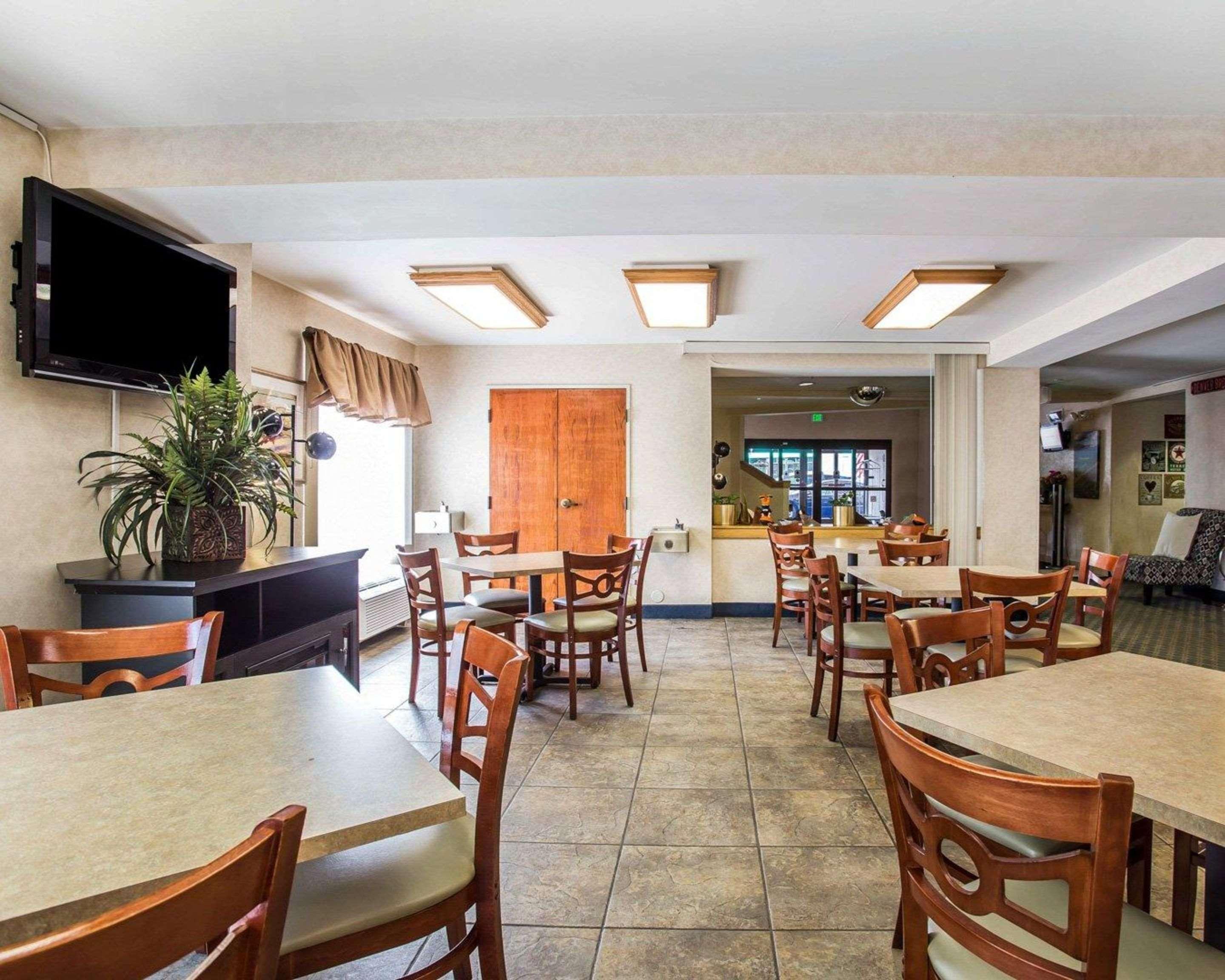 Econo Lodge Denver International Airport Aurora Extérieur photo