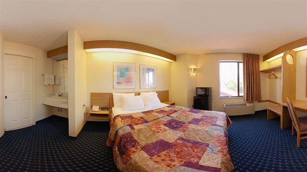 Econo Lodge Denver International Airport Aurora Extérieur photo